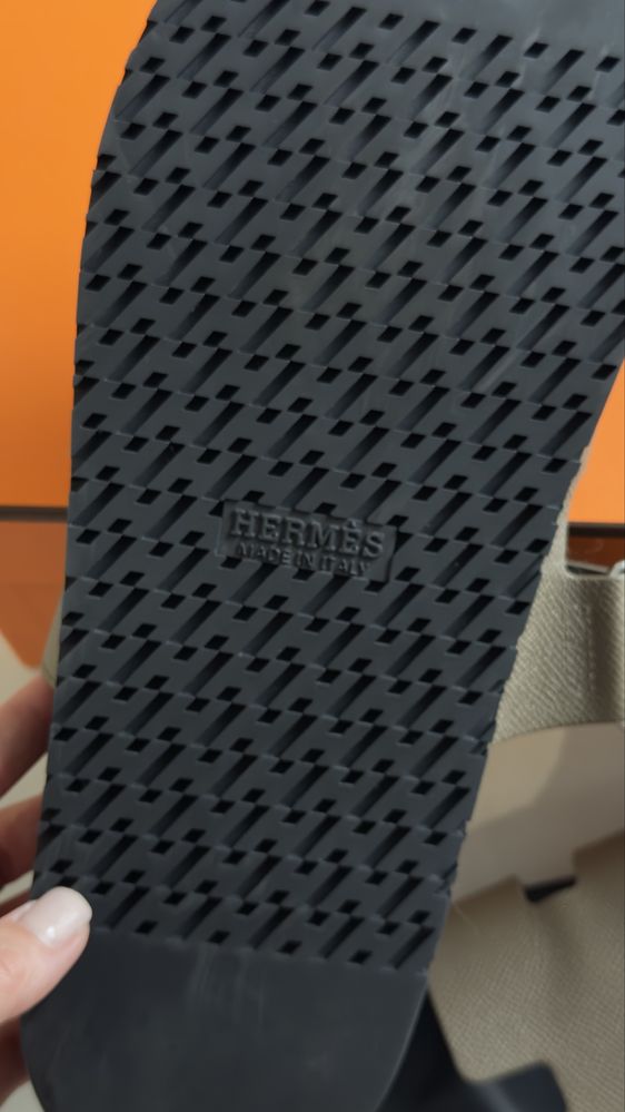 ОРИГІНАЛ Hermes 44 розмір