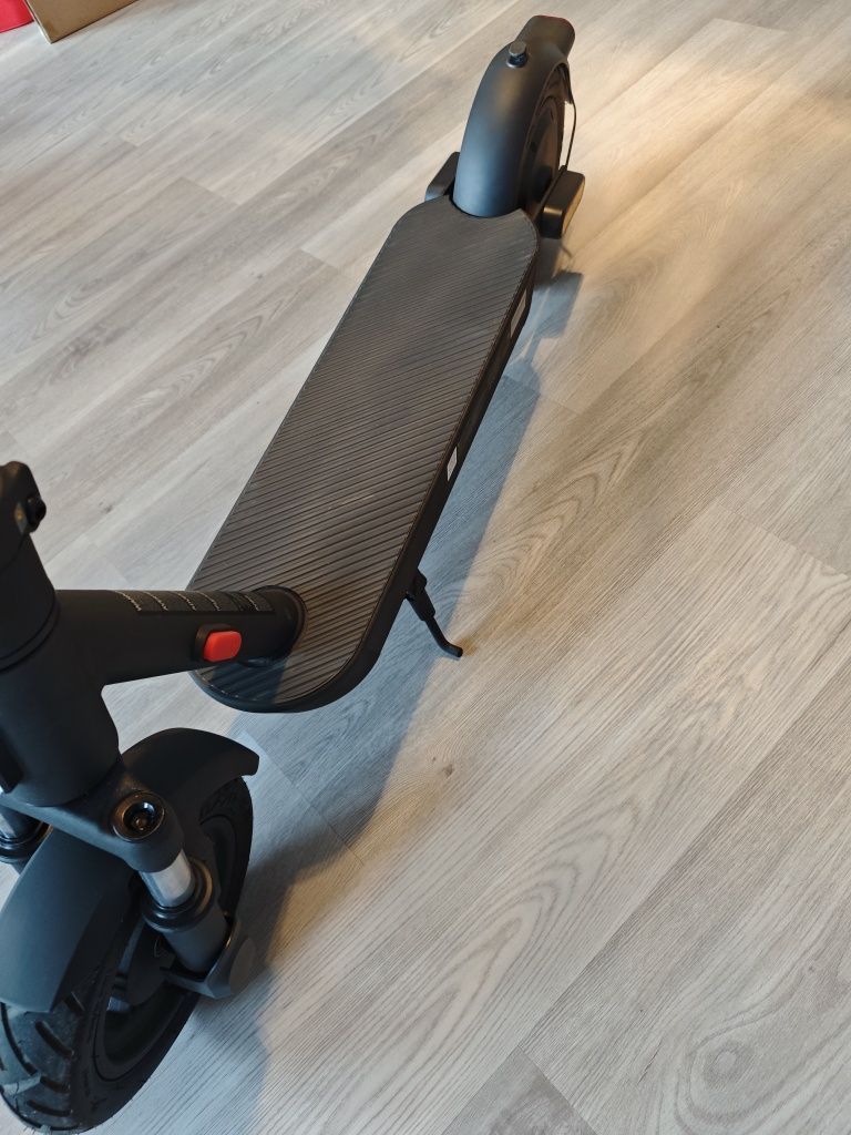 Trotinete Xiaomi Electric Scooter 5 — como nova, com garantia