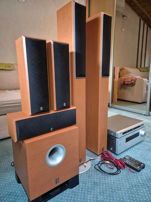 Kino domowe Yamaha RX-V357