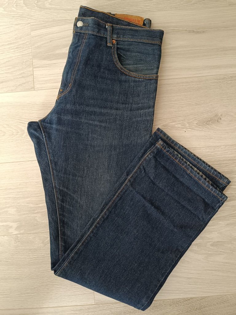 Джинсы Levi's 517