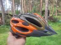Pomarańczowy kask rowerowy
