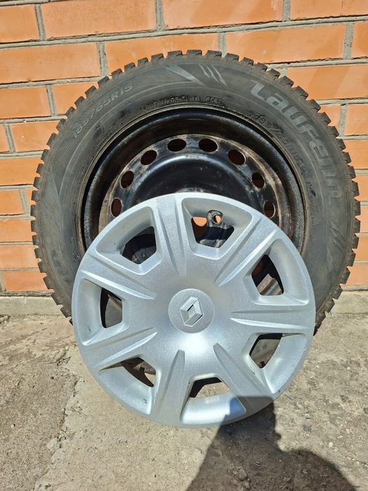 Продаю зимова Гума 185/65 R15 на штамповка з renault logan