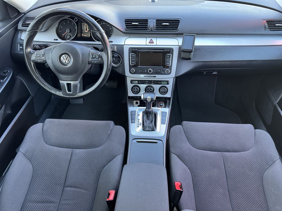 Volkswagen Passat 1.4 tsi автомат з Швейцарії