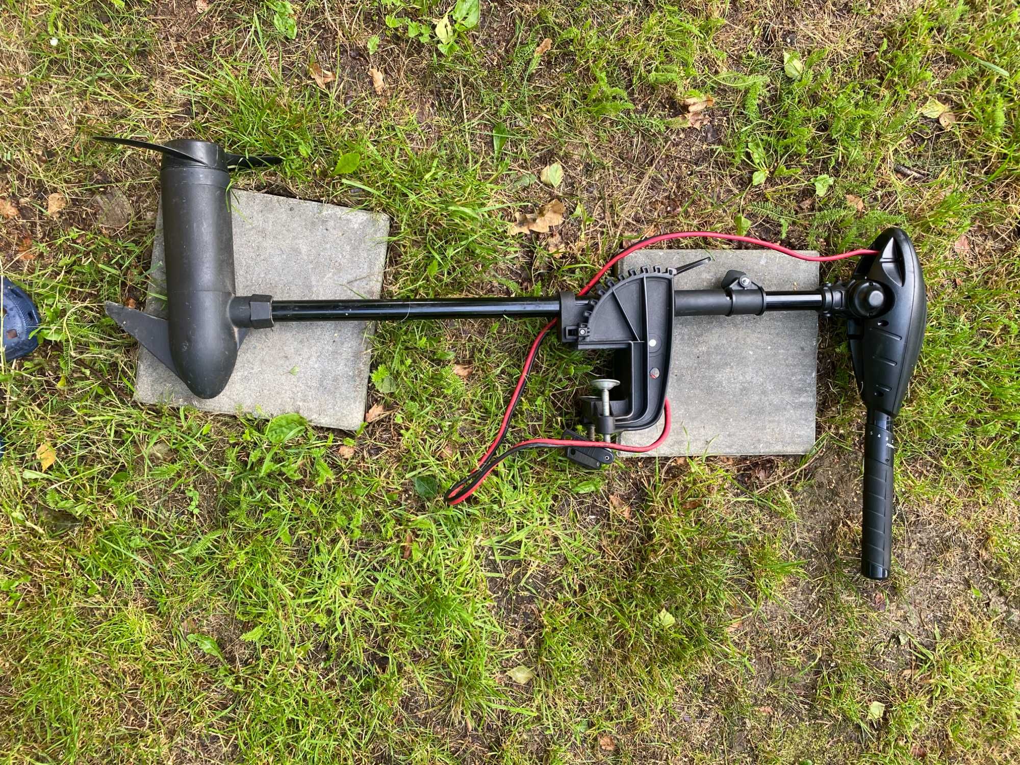 Silnik elektryczny Haswing Osapian 40 lbs 12 V do łódki pontonu jachtu