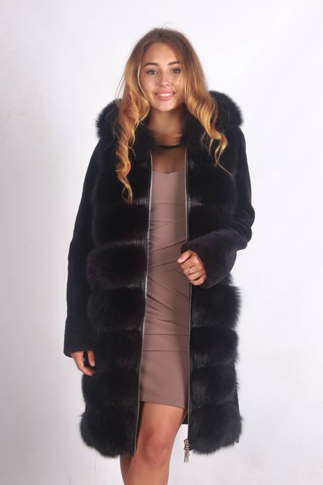 Натуральна мутонова шубка з песцем