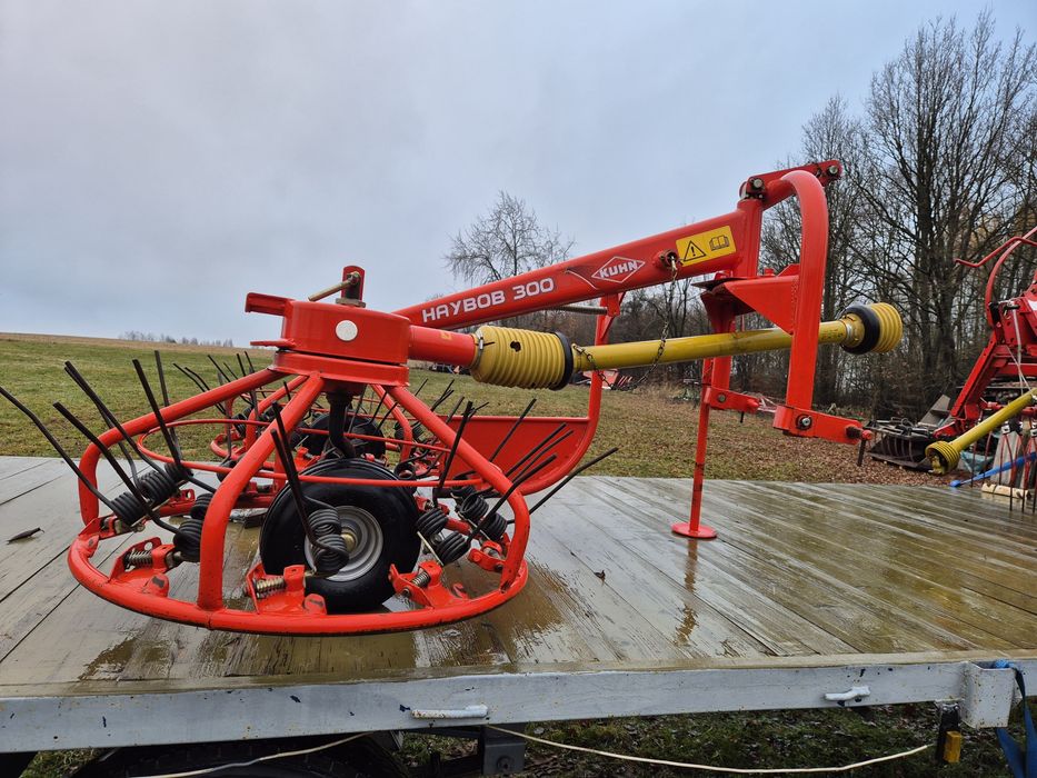 Przetrząsarko-zgrabiarka KUHN HAYBOB 300 Fabrycznie nowa