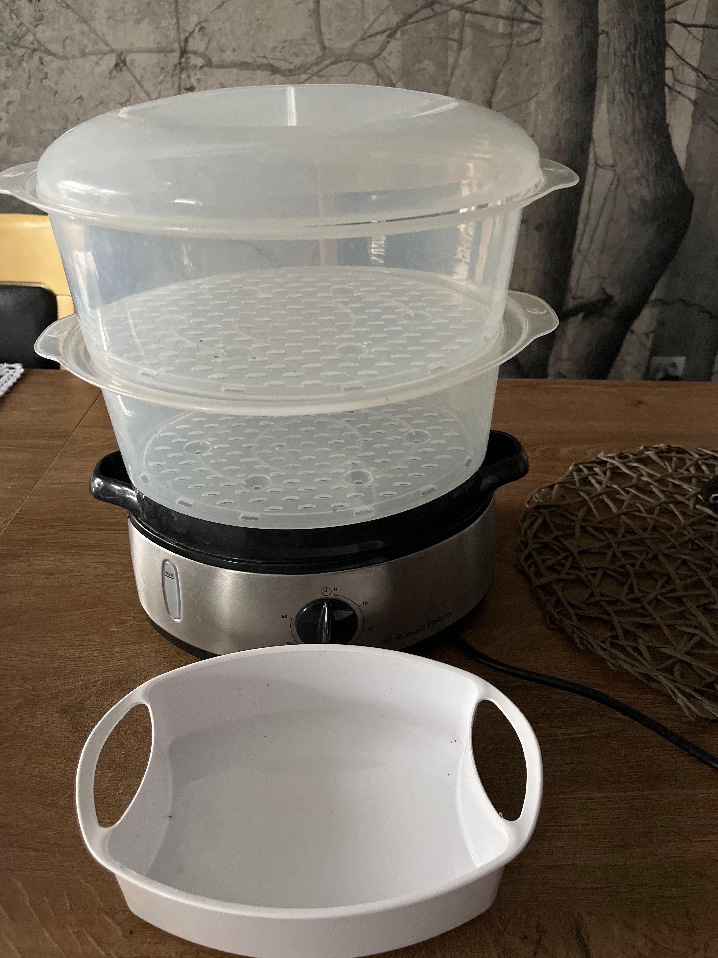 Urządzenie do gotowania na parze Russell Hobbs