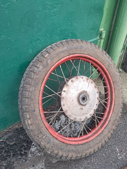 Колесо Днепр мт резина