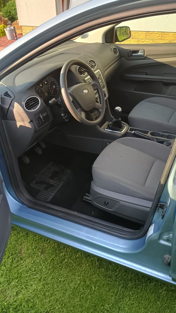 Ford Focus MK2 1.6 benzyna BDB stan Klima Alu