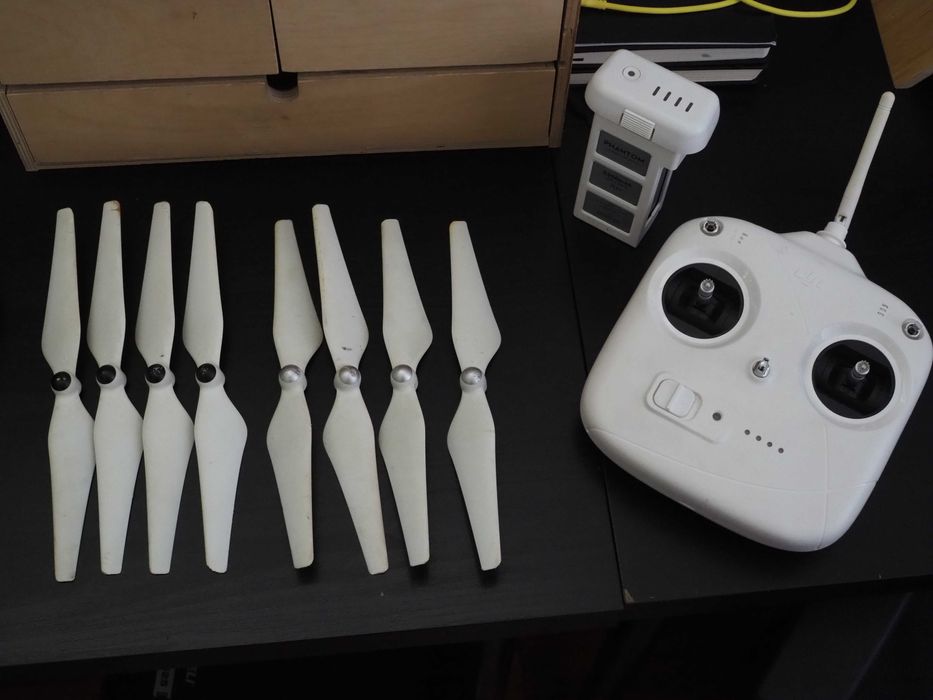 Comando + Bateria + Hélices DJI Phantom 2 Vision - USADO!