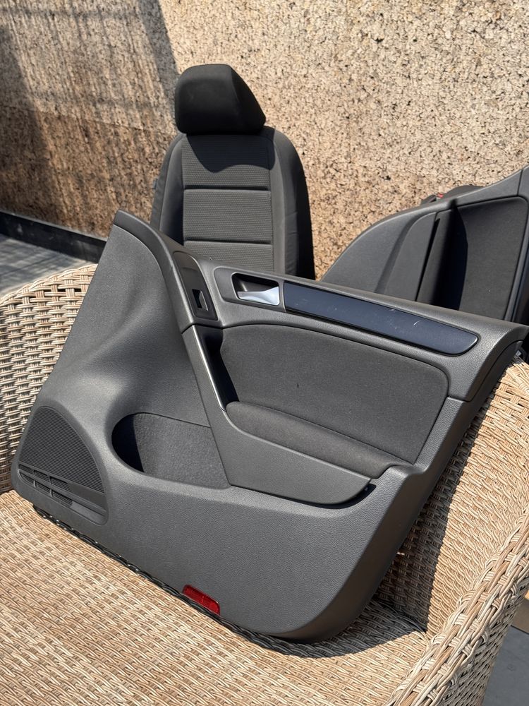 Conjunto de bancos Volkswagen Golf VI 6 originais em tecido + forras