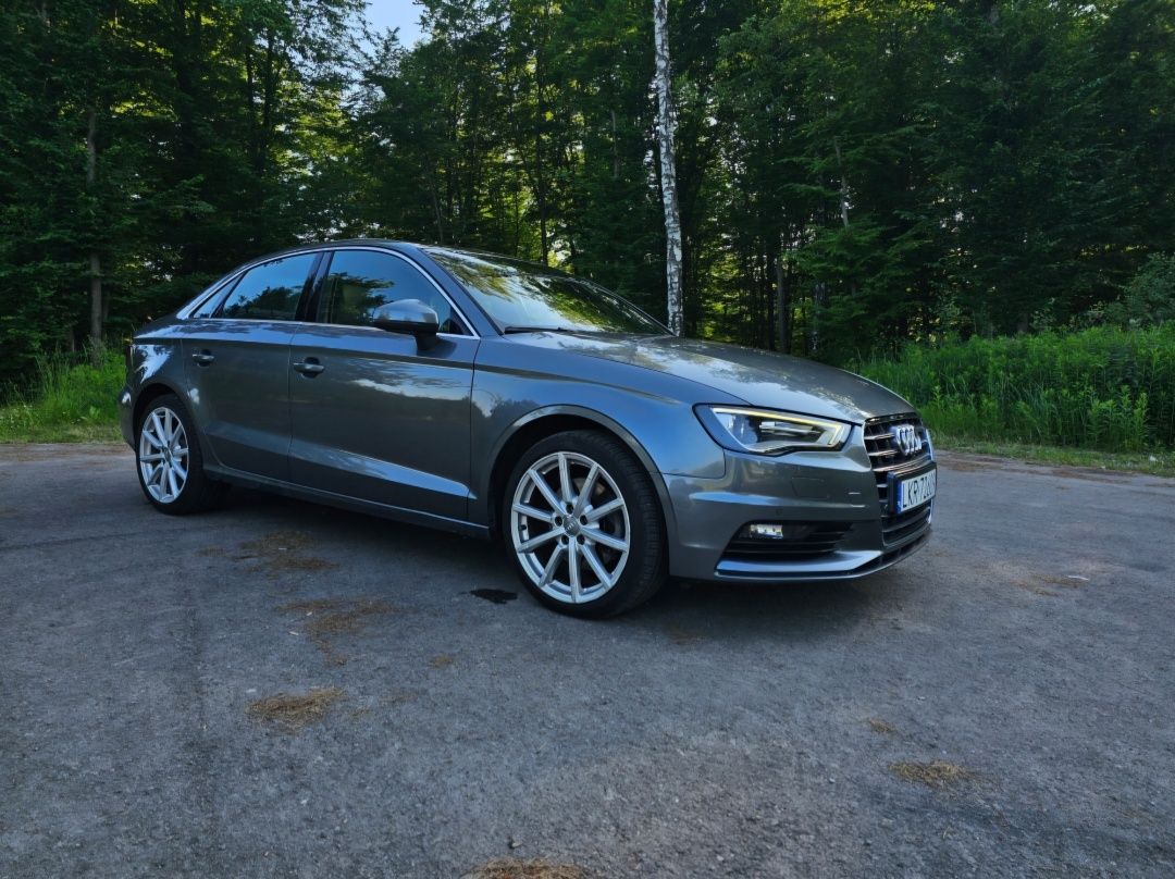 Audi a3 8v 2.0t 220km quattro s-tronic 2015