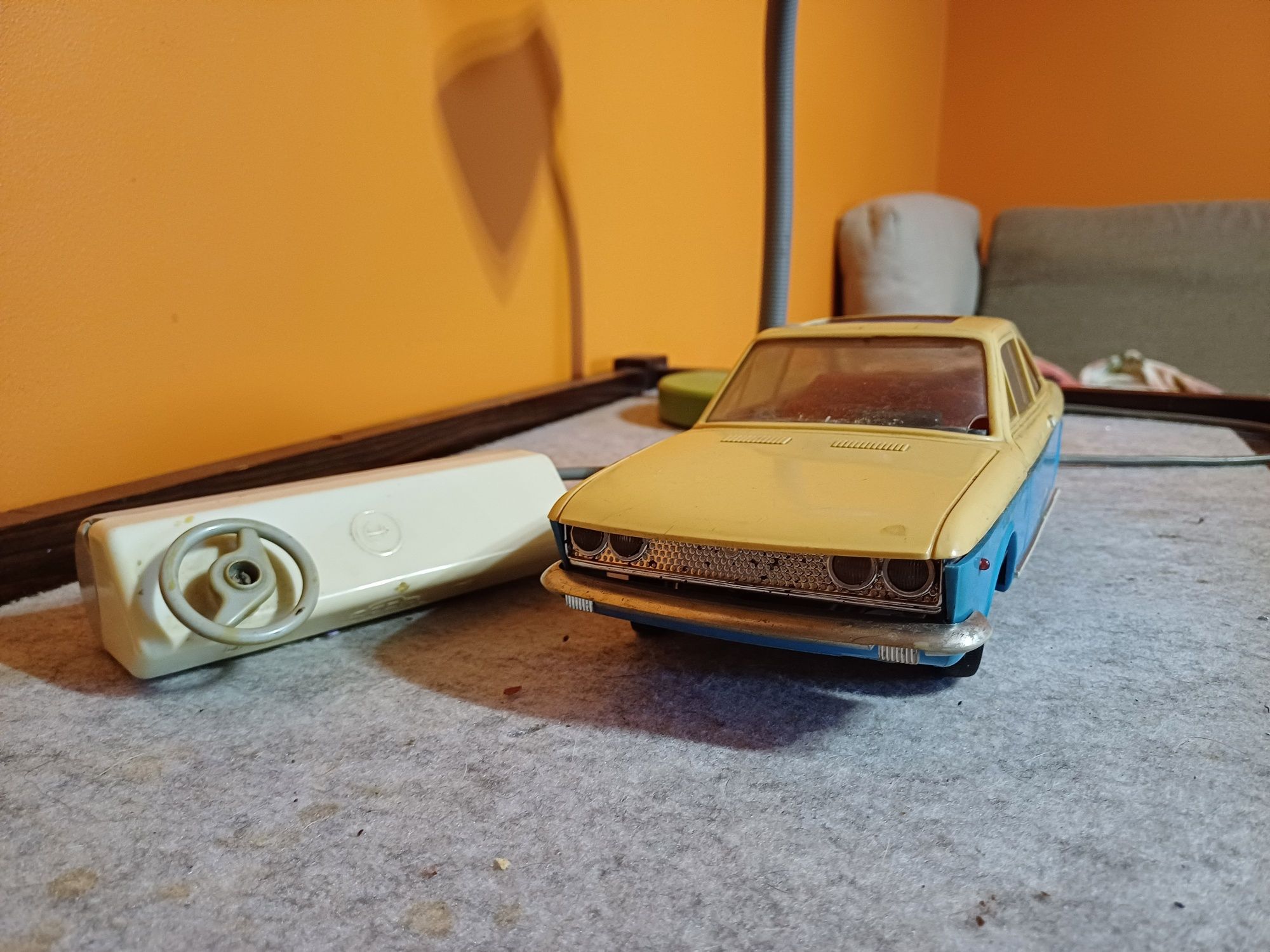 Fiat coupe na kablu ddr