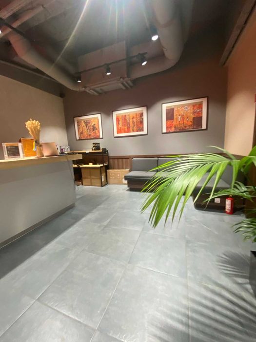 Фасад 250 м2, вул Велика Васильківька, пл.Українських Героєв, Гулівер