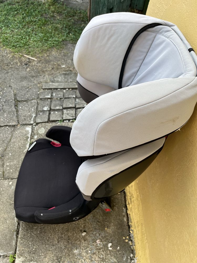 Fotelik samochodowy dla dziecka CYBEX Solution X2-Fix 15-36 kg