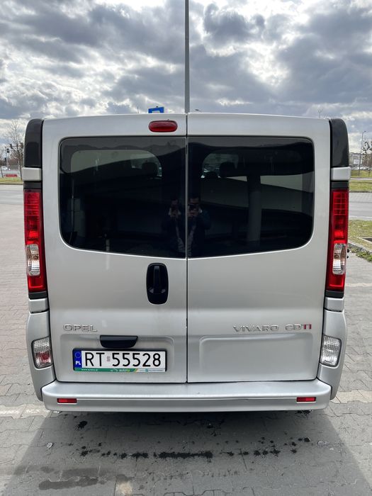 wynajem busa z kierowcą lub bez 9 osobowy furgon blaszak auto,