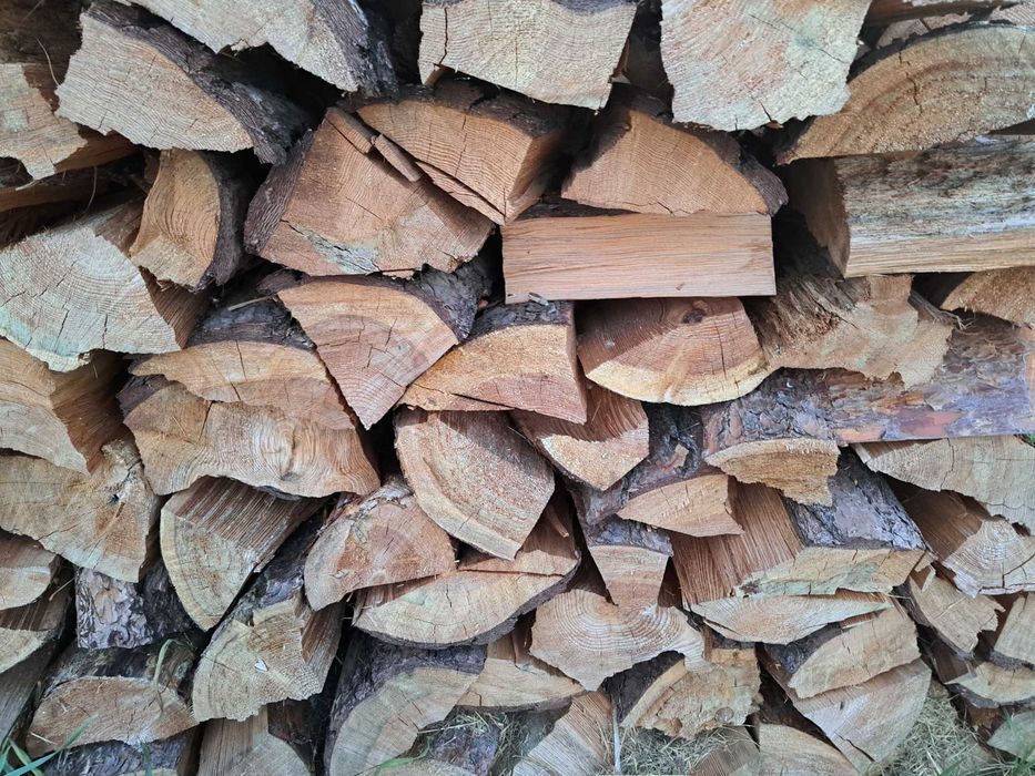 DREWNO/kominkowe ,opałowe