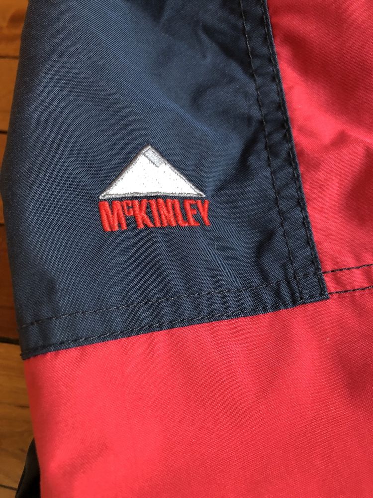 Отличная зимняя куртка, парка McKinley с капюшоном оригинал
