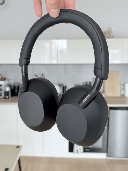 Słuchawki nauszne Sony WH-1000XM5 czarne