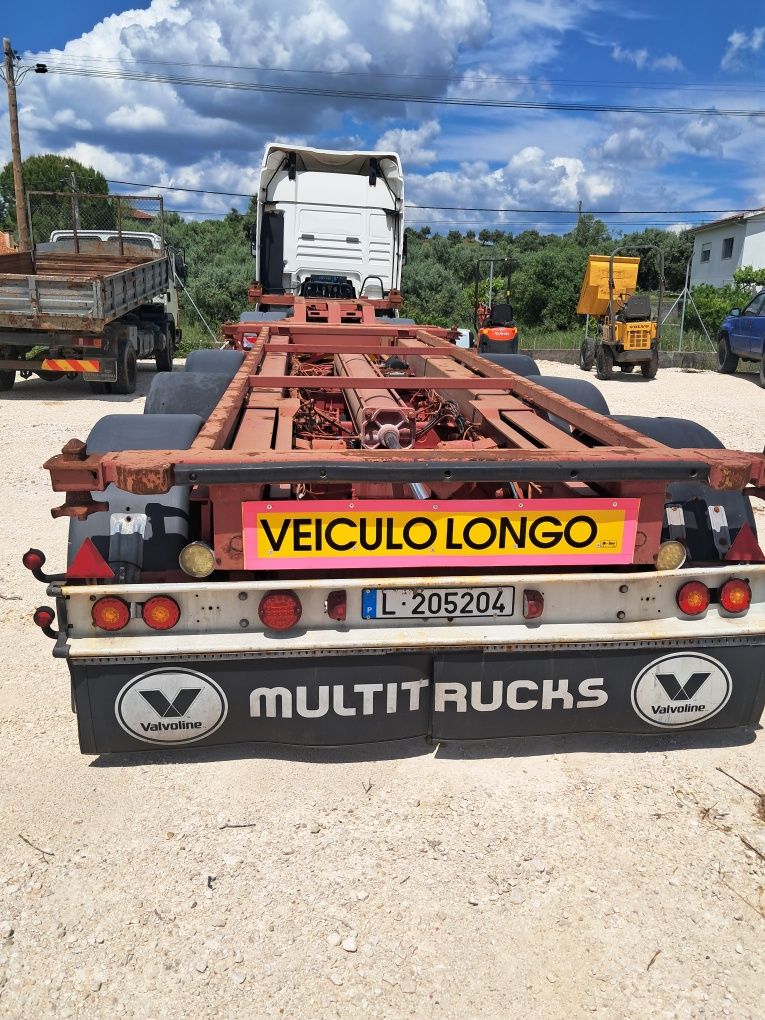 Camiao man 440com portacontentores
