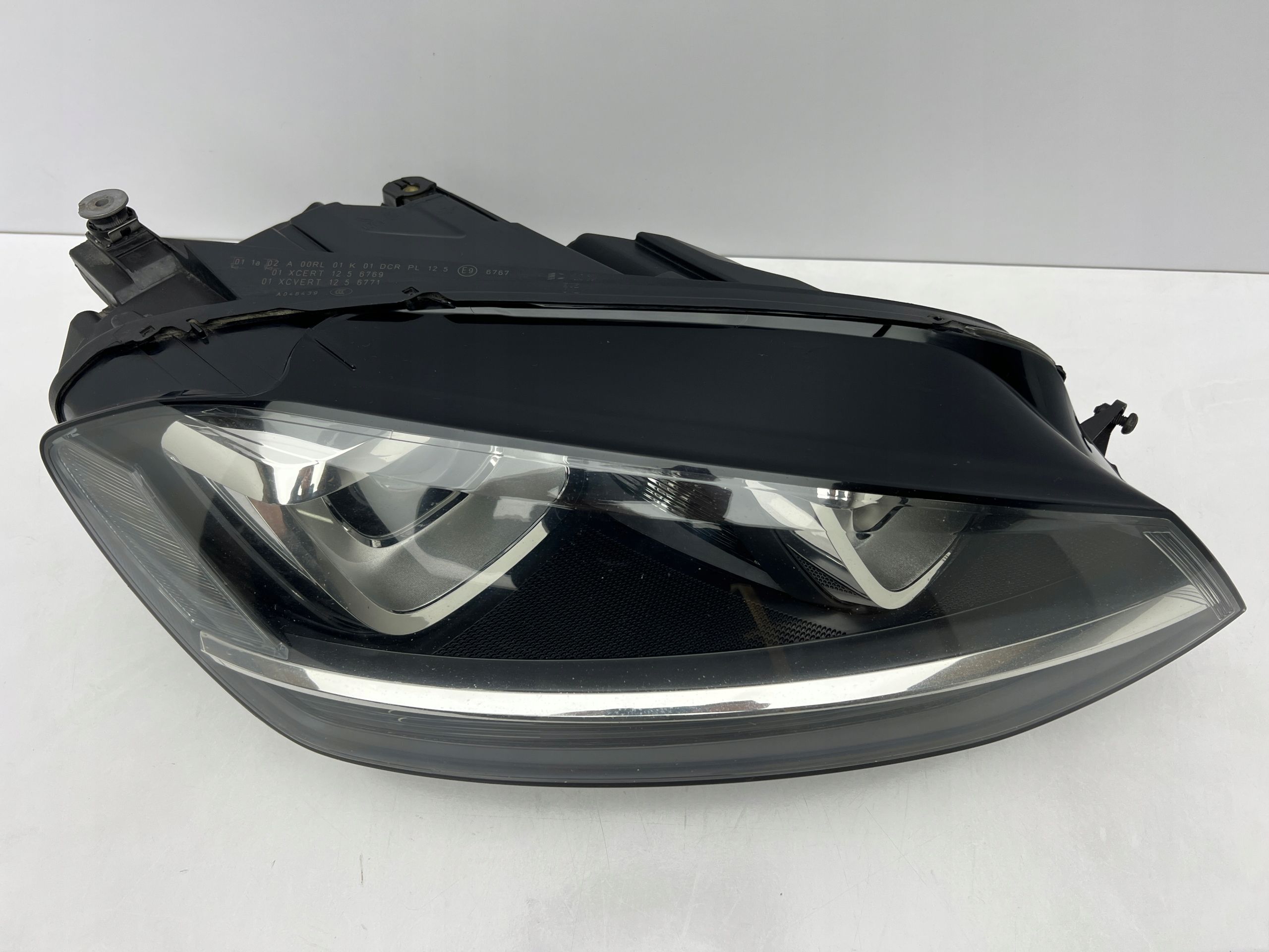 VW Golf 7 VII 5G1 Lampa Przednia Prawa Xenon przód
