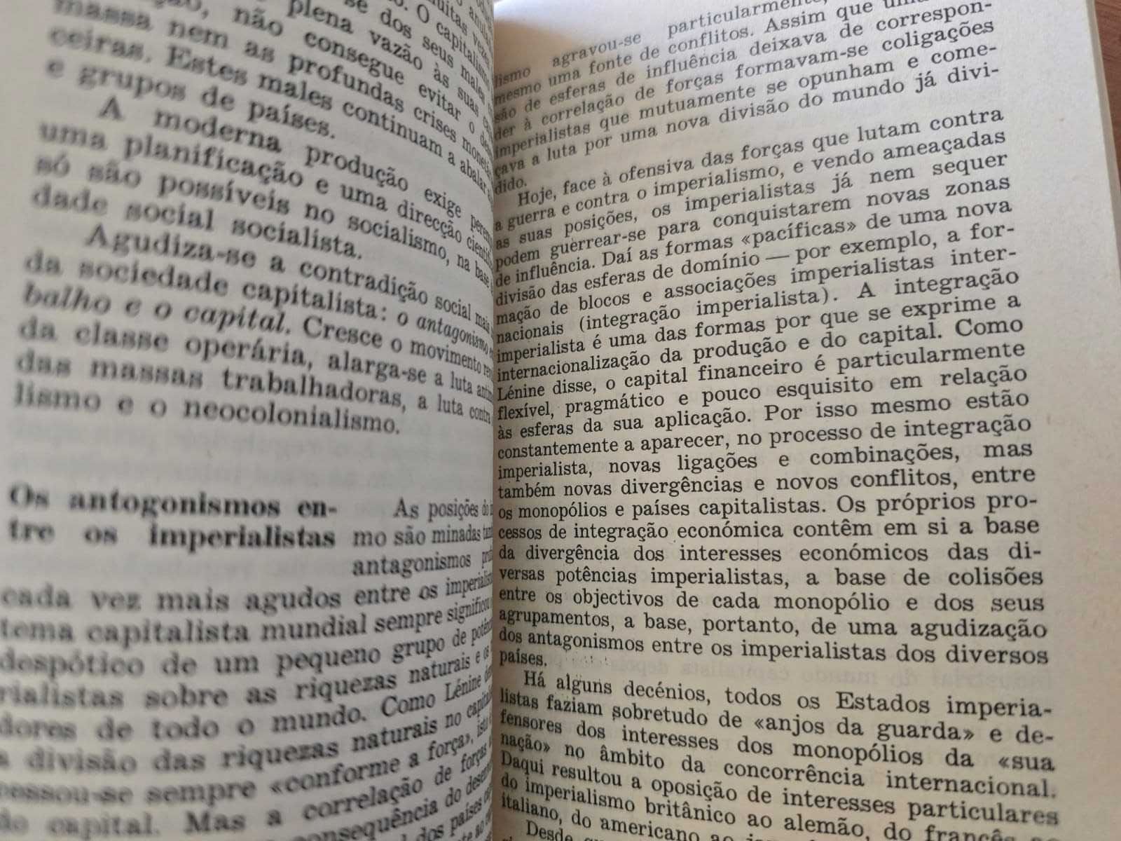 Curso Básico do Comunismo Científico - 4  Volumes