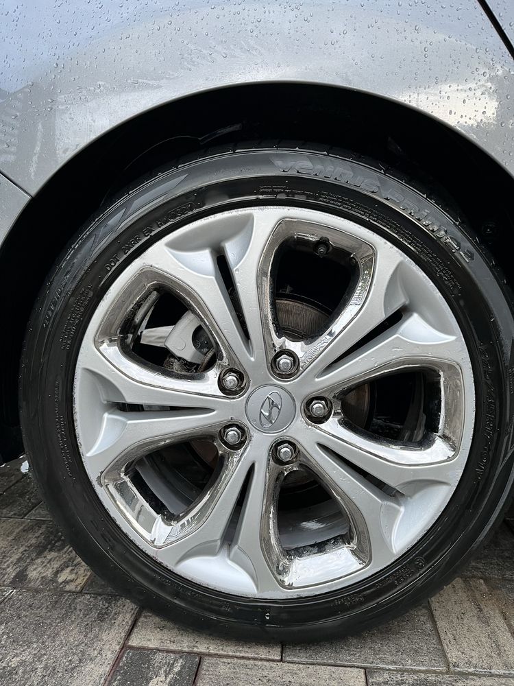 Felgi 17 z oponami Hankook Ventus Prime 2