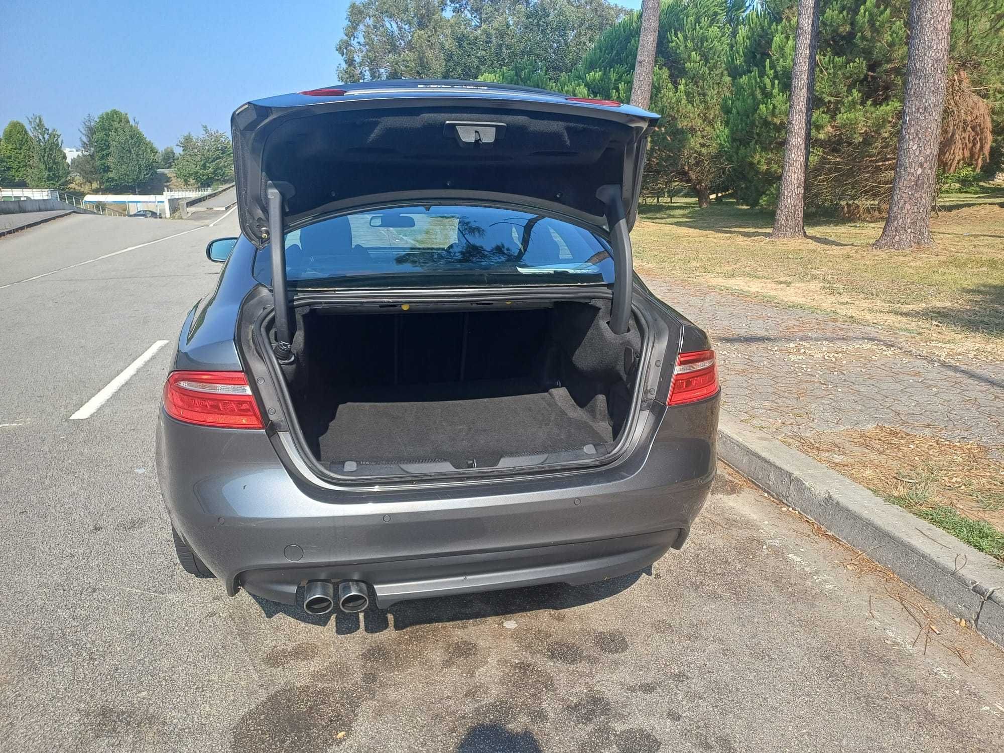 Vendo Jaguar XE R-Sport