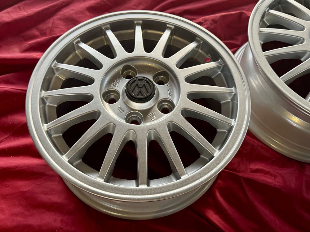 Felgi Audi 100 C3 80 Quattro VW nowe 1984 rok Volkswagen alufelgi 5x