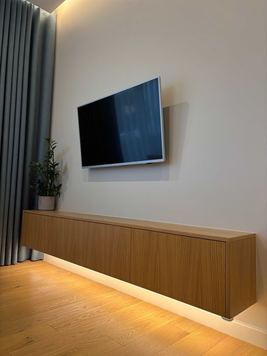 Szafka RTV dąb, fornir 30x35x220 LED, robiona na zamówienie