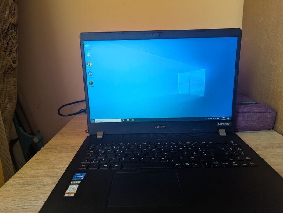 Ноутбук Acer TravelMate TMP215 53