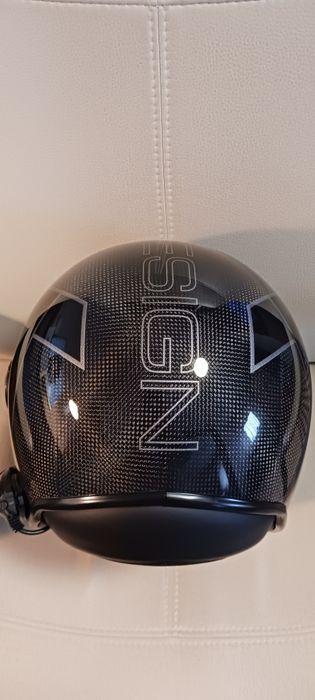 Capacete JET em Carbono MOMODESIGN