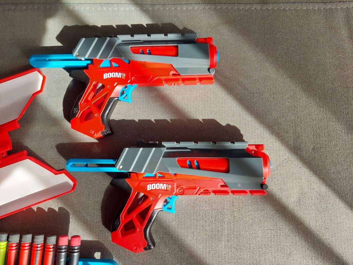 Pistolety Boomco na strzałki jak Nerf tarcze magazynek Mattel