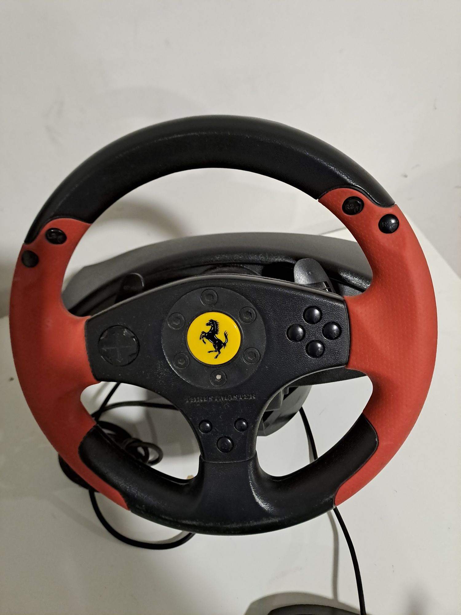 Volante Thrustmaster Ferrari pc/ps3