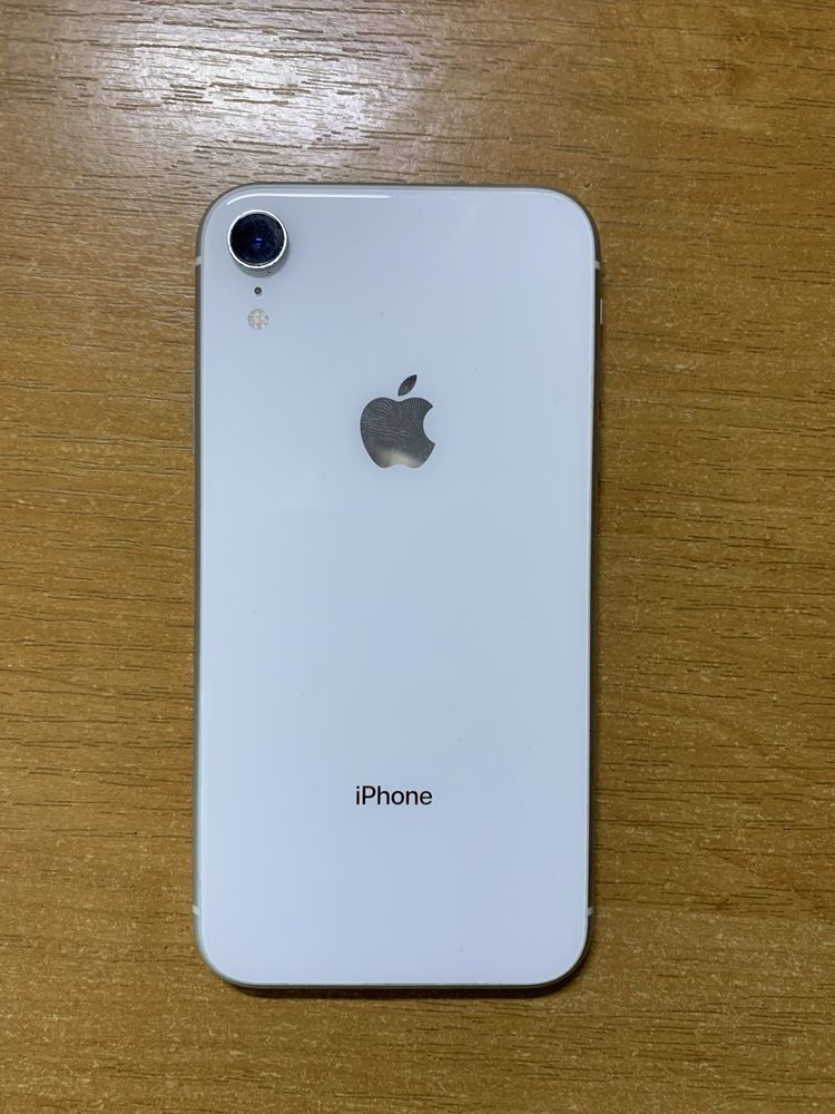 iPhone Xr в ідеальному стані