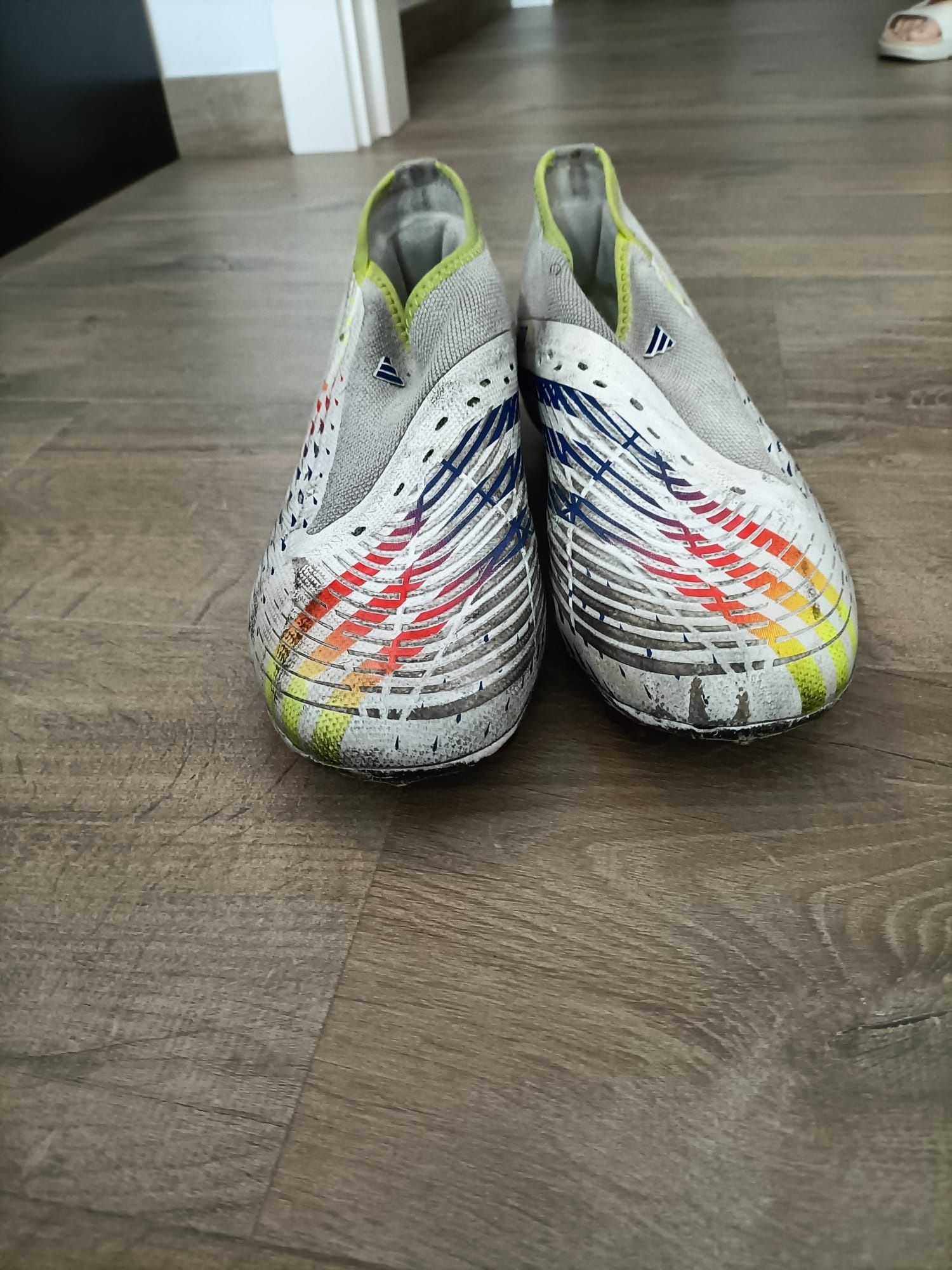 Chuteira Adidas predator edge t:42