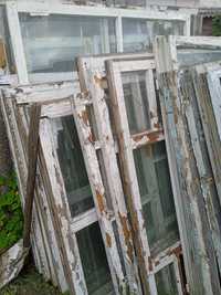 Віконні рами бувши у використанні