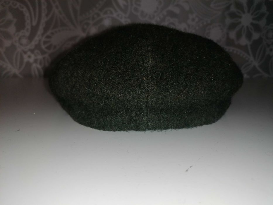 Wełniany kaszkiet z nausznikami zimowy