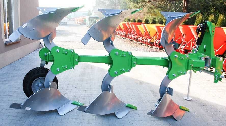 Новий обертовий плуг Bomet Leo 3 корпуси оборотный плуг