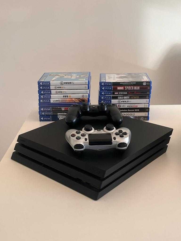 Ps4 pro+17 jogos+ volante Hori racing wheel apex+2 comandos