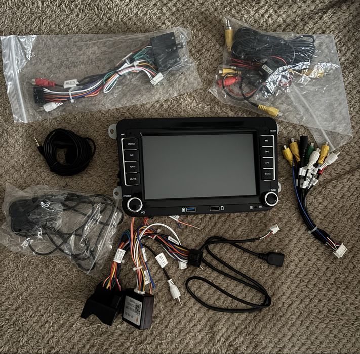 Автомагнітола Vw Volkswagen 2/64 CarPlay Passat Jetta Skoda Caddy