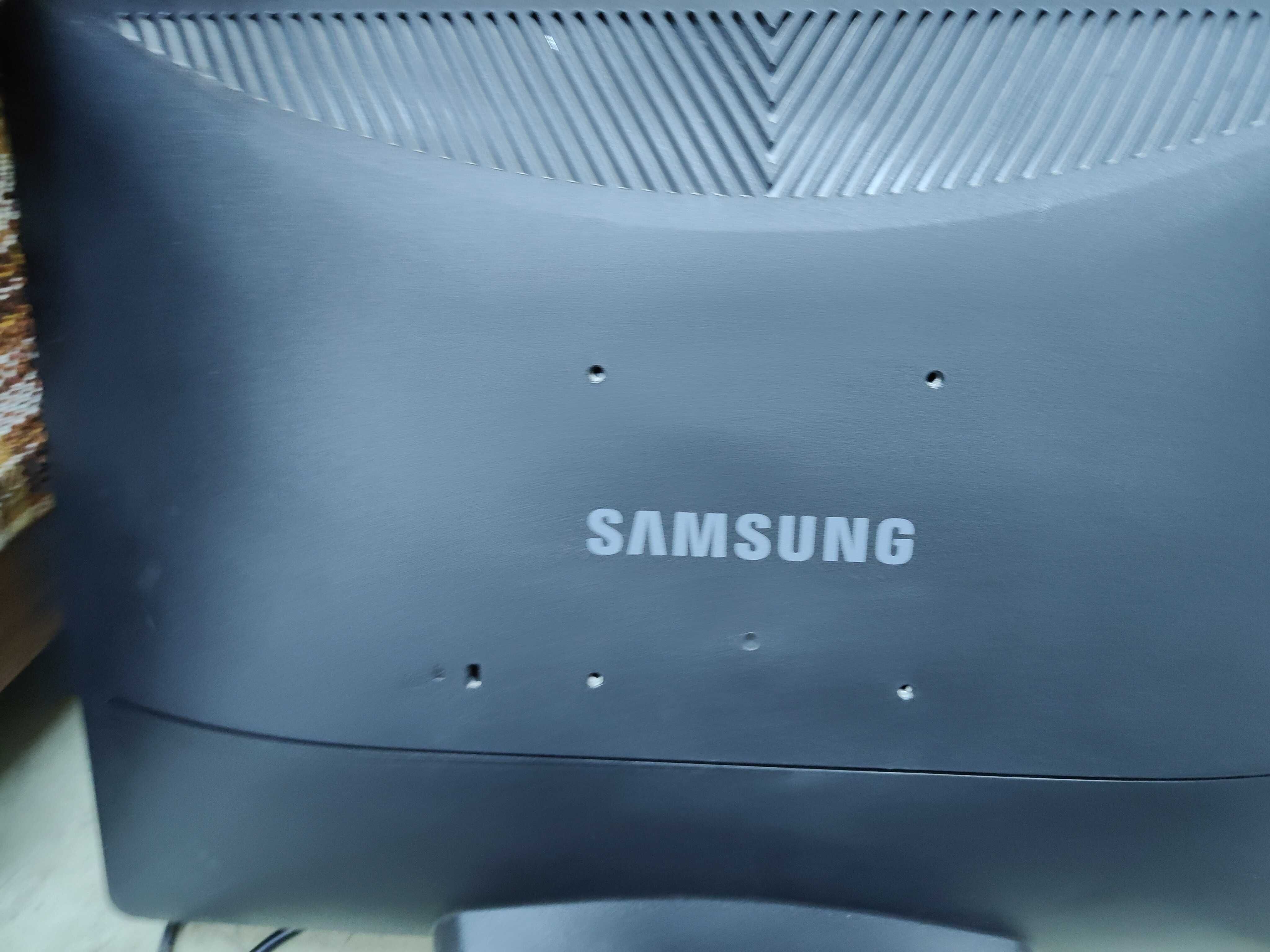 Monitor Samsung 22 cala