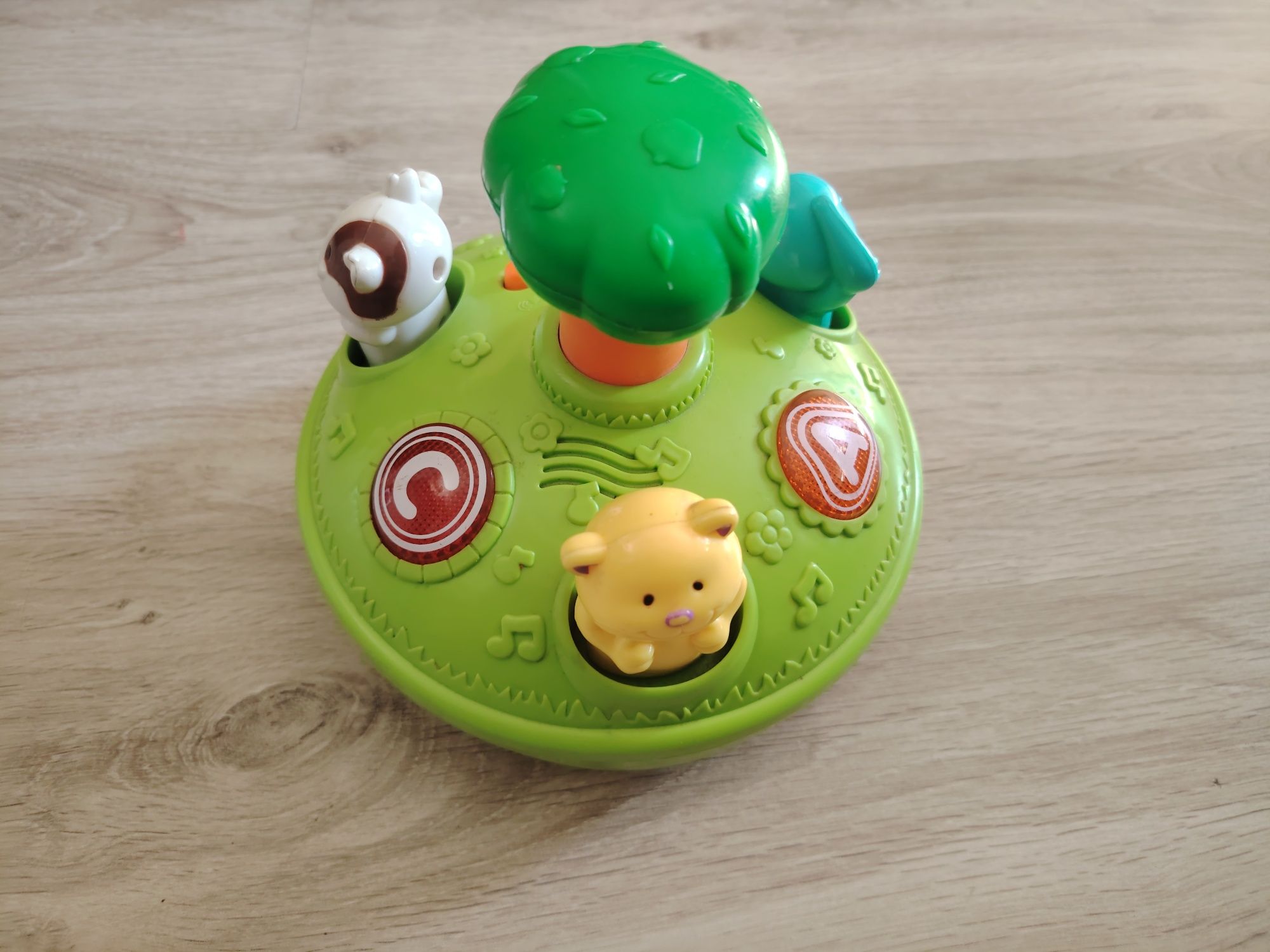 Smily Play, Leśni przyjaciele, bączek