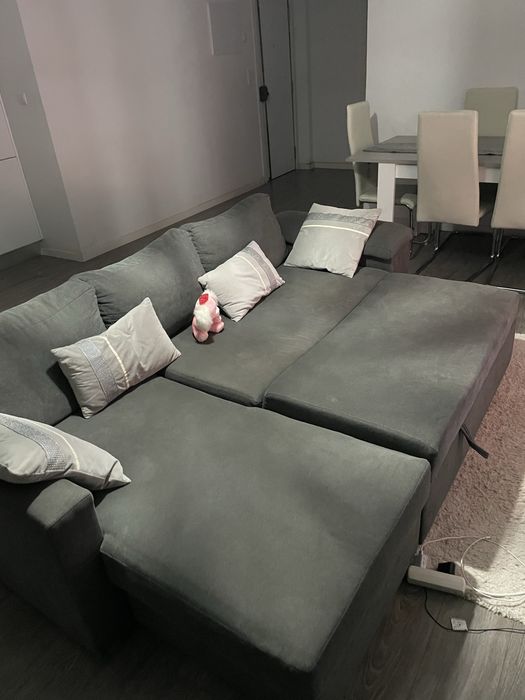 Sofá cama,Mesa extensivel6cadeira,estante