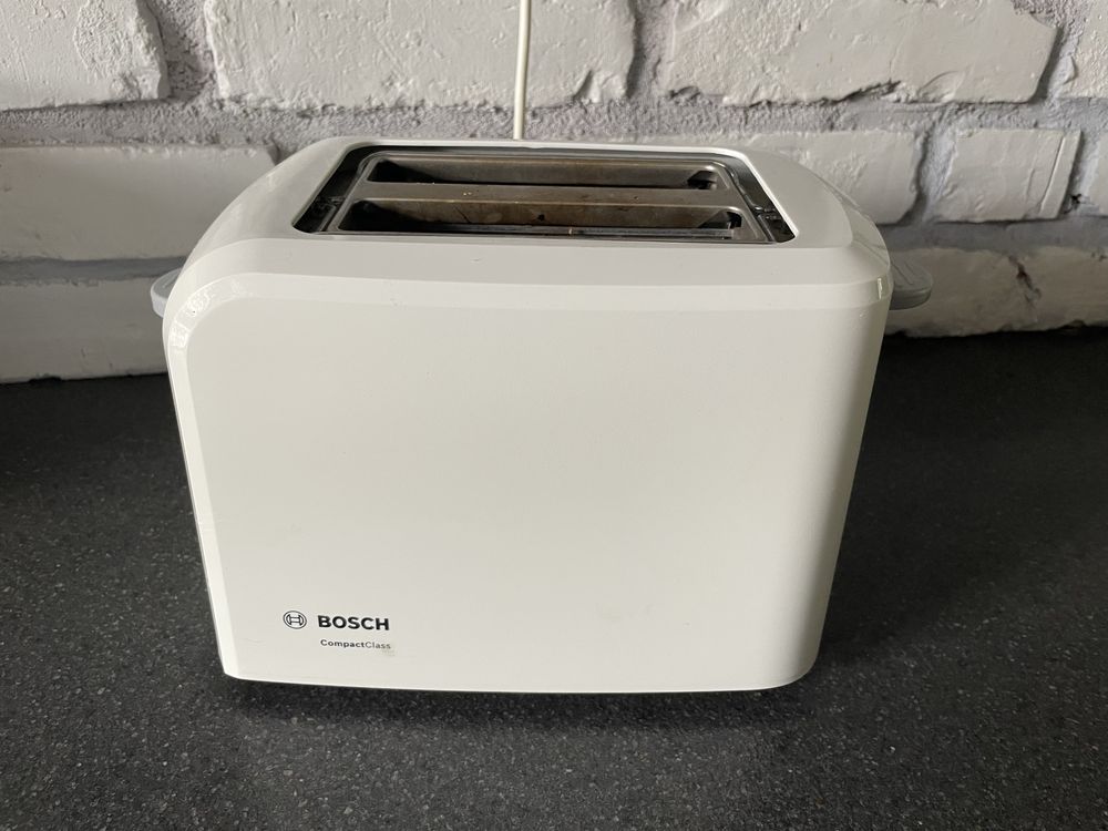 BOSCH Toster Compact  model TAT3A011