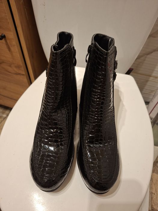 Nowe botki damskie rozmiar 40