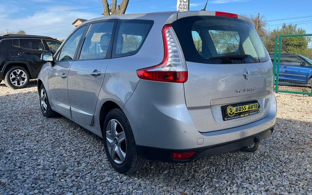 Renault Scenic 2015