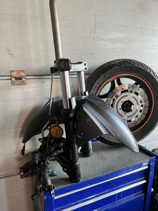 Lagi zawieszenie koło przód kymco x-town 300 125