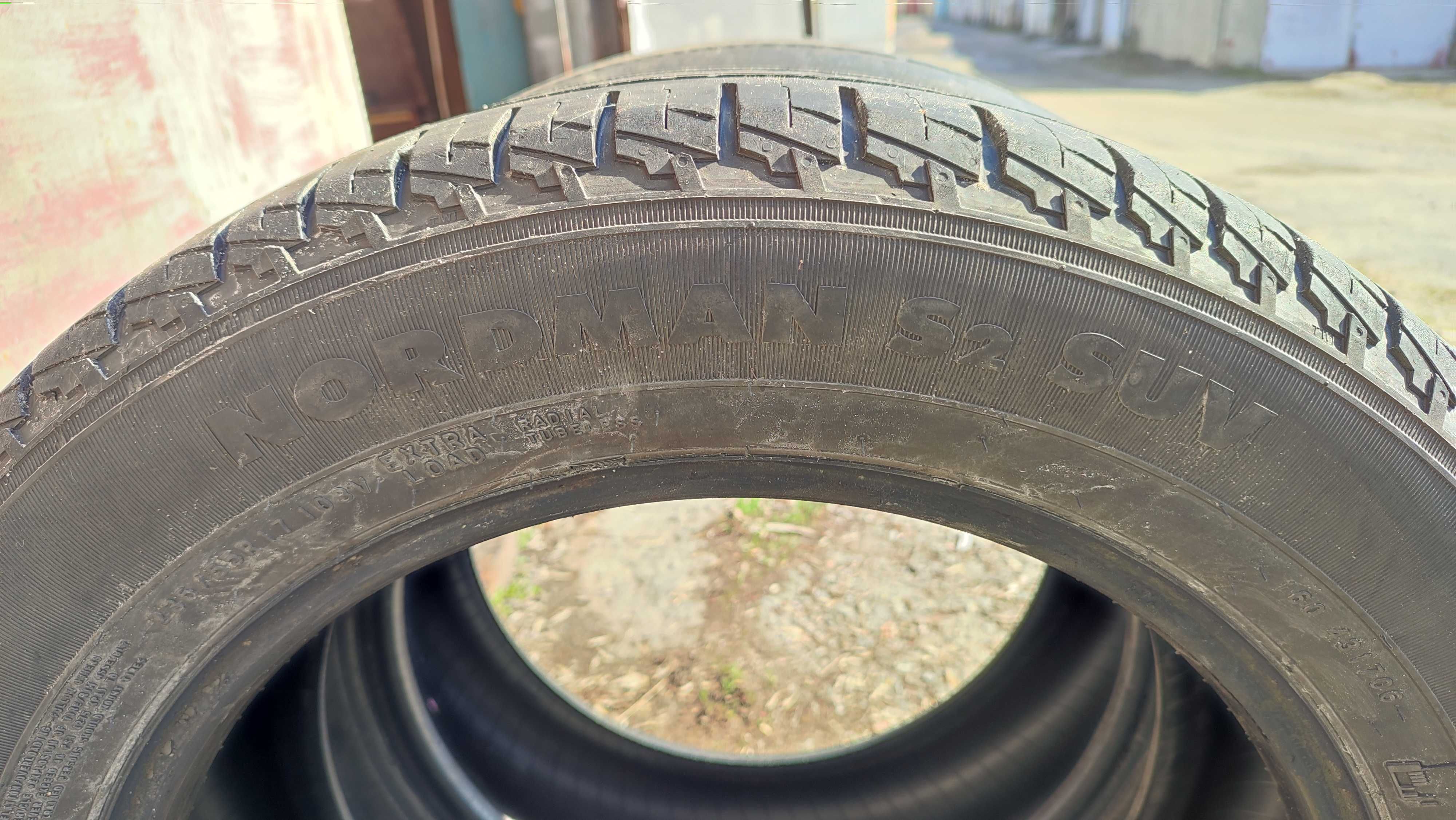 Шини Nokian Nordman S2 SUV 235/55 R17