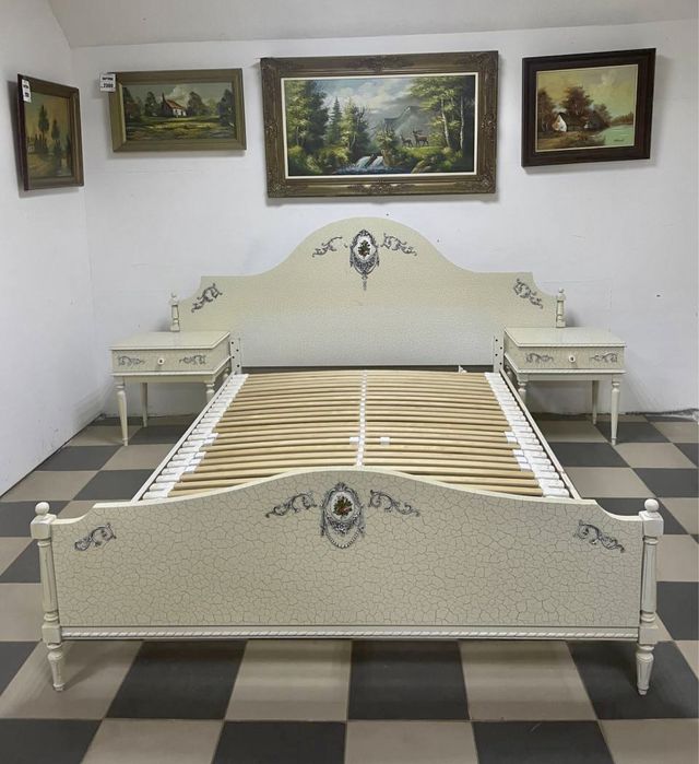 Спальний гарнітур ліжко трюмо тумба світильник кровать 1613